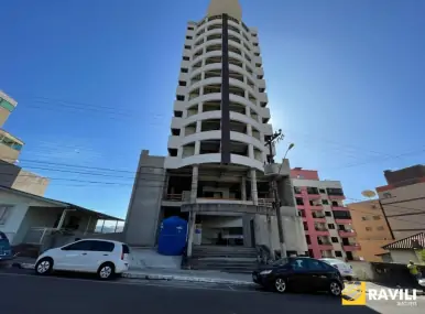Apartamento na Planta no Ed. Malasia Towers!
