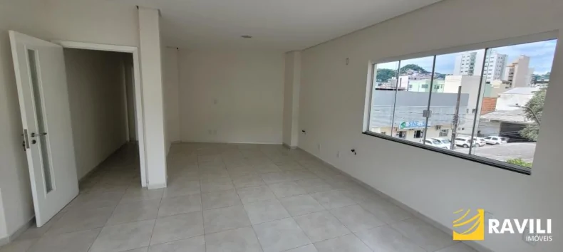 Ambiente Profissional: Sala Comercial para Locação 