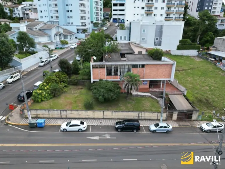 Amplo Terreno à Venda no Centro de Joaçaba!