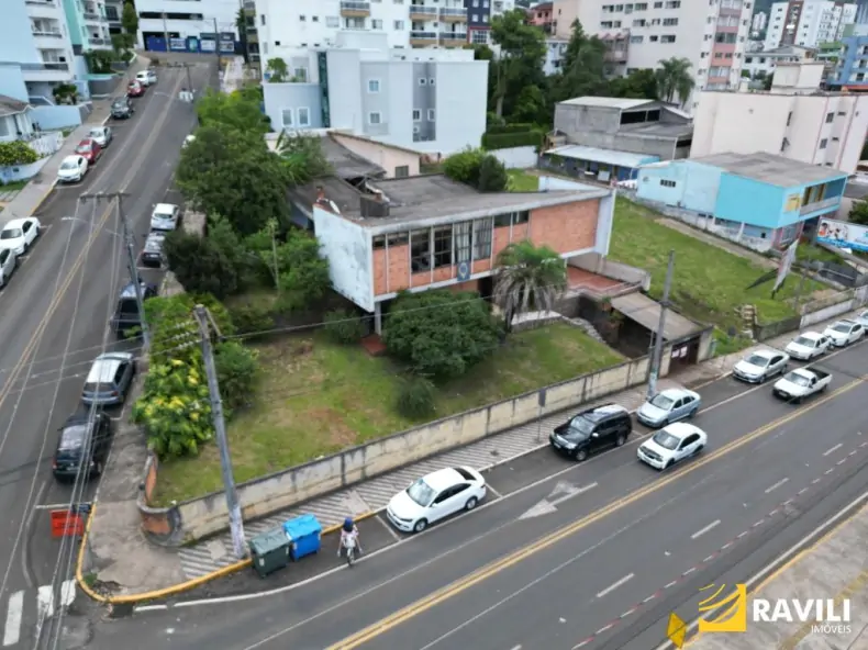 Amplo Terreno à Venda no Centro de Joaçaba!