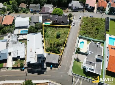 Terreno de Esquina com 893,80m² no Bairro Flor da Serra!