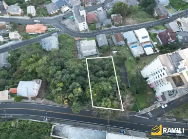Terreno à Venda, Localizado a 160 Metros da UNOESC, na Av Getúlio Vargas!