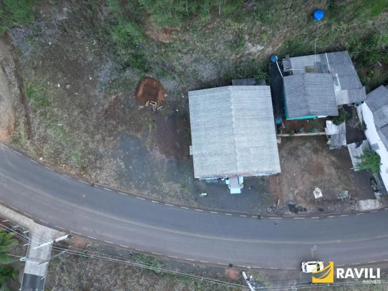 Barracão à Venda em Erval Velho!