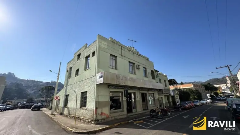  Terreno e Prédio Privilegiado no Centro de Luzerna para Venda!