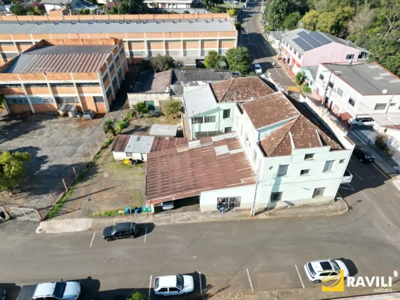  Terreno e Prédio Privilegiado no Centro de Luzerna para Venda!