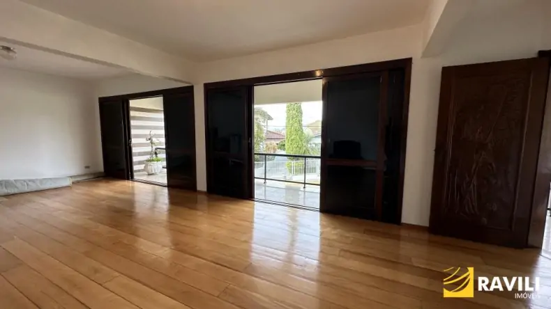 Belíssima Casa para Venda  e Locação  no Bairro Flor da Serra!