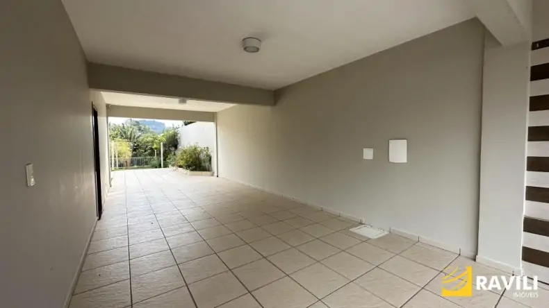 Belíssima Casa para Venda  e Locação  no Bairro Flor da Serra!