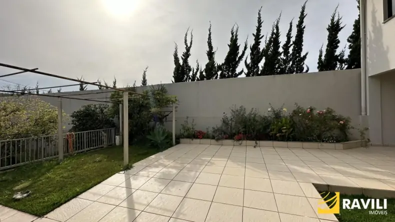 Belíssima Casa para Venda  e Locação  no Bairro Flor da Serra!