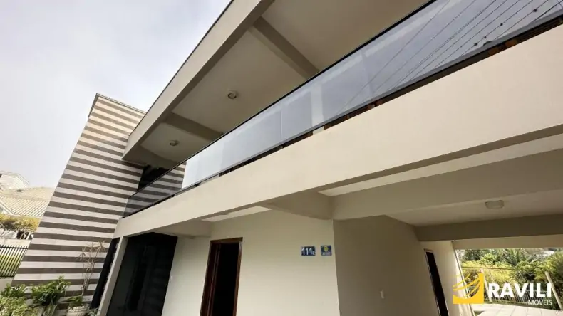 Belíssima Casa para Venda  e Locação  no Bairro Flor da Serra!