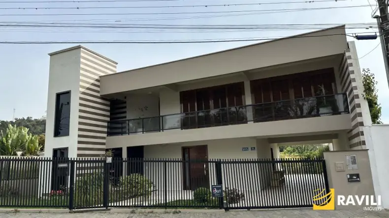 Belíssima Casa para Venda  e Locação  no Bairro Flor da Serra!