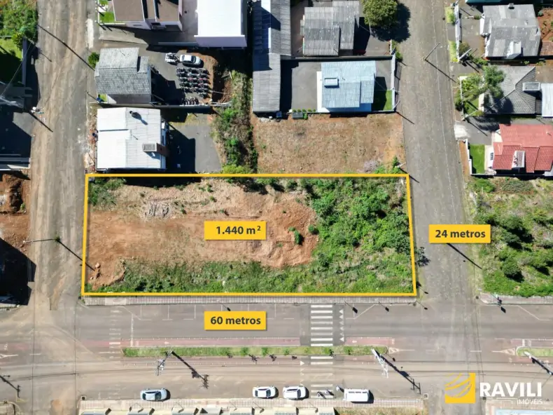 Terreno Amplo com Duas Esquinas em Catanduvas, para Investimento!
