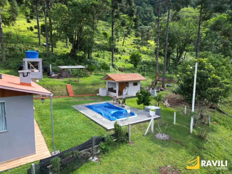 Lindo Sítio em Herval d'Oeste para Venda!