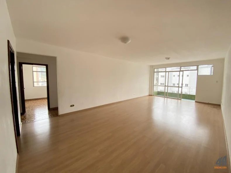 Oportunidade Única Apartamento Espaçoso à Venda na Área Central de Joaçaba!