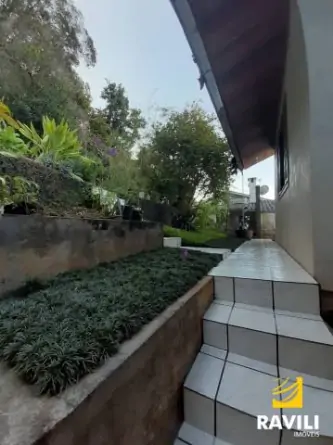 Excelente Casa para Venda Próximo ao Centro